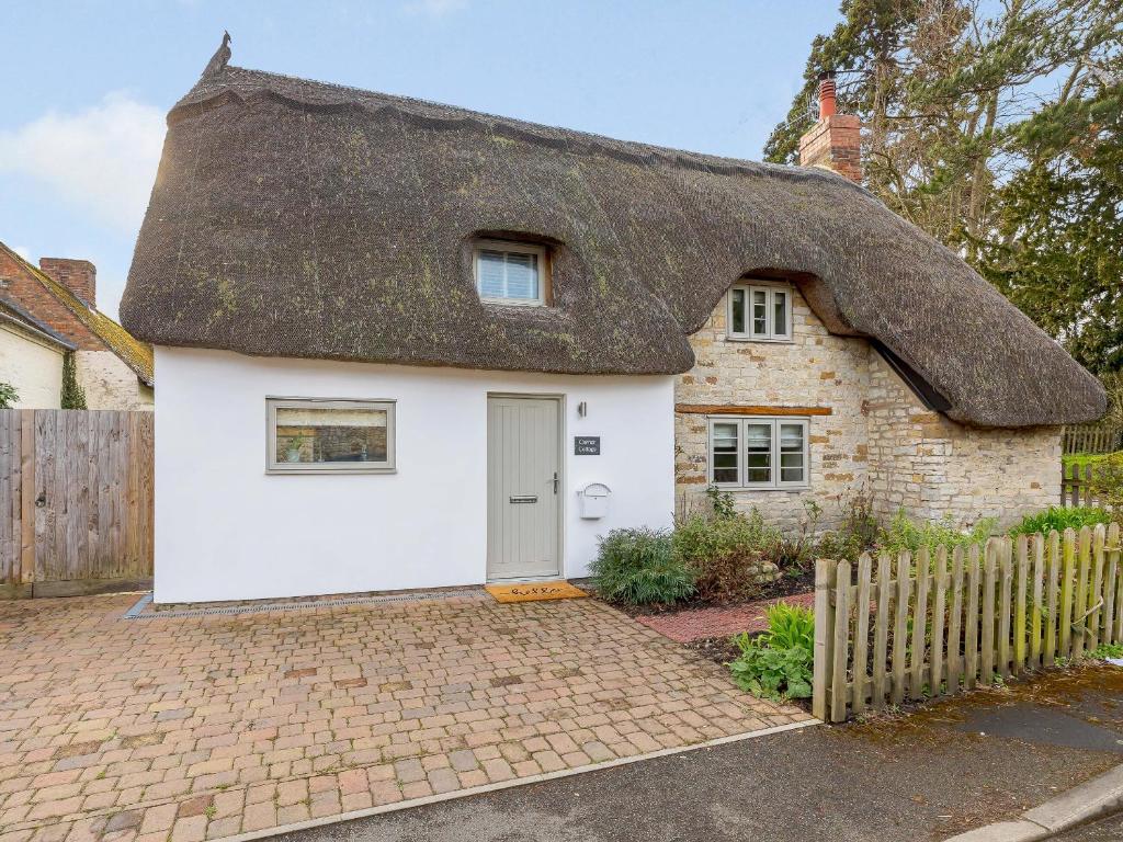 Corner Cottage