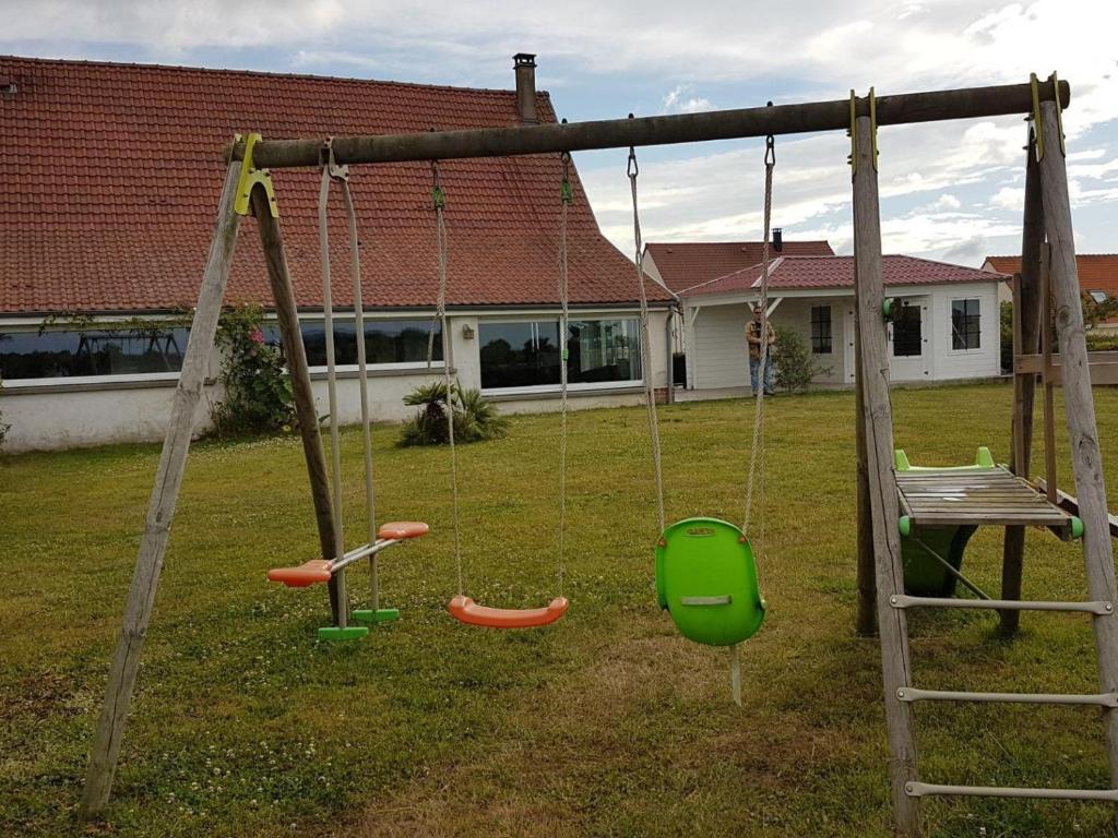 Maison de Charme à Samer, 7 pers, Grand Jardin, Poêle à Bois, WIFI, Proche Boulogne sur Mer - FR-1-376-115, Samer