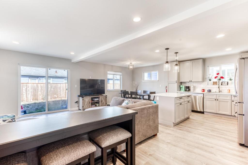 Serenity in Seaside, Seaside