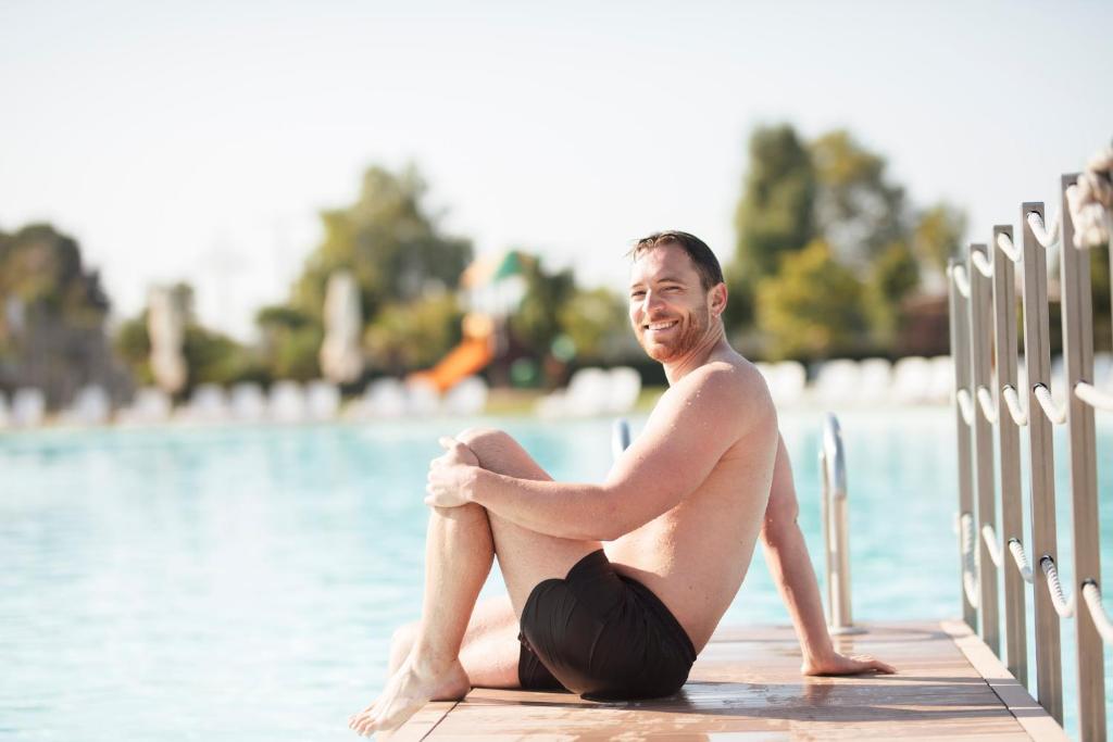 スイミングプール