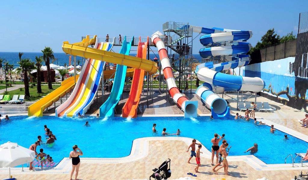 Seaden Sea Planet Resort & Spa — Kizilot