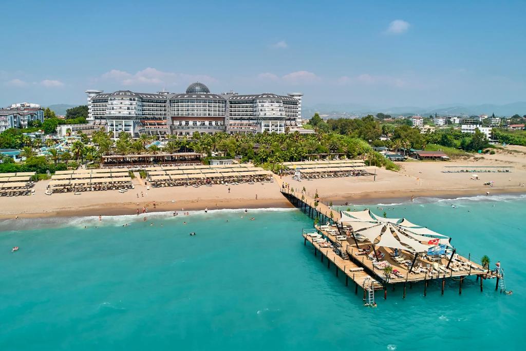 Seaden Sea Planet Resort & Spa — Kizilot