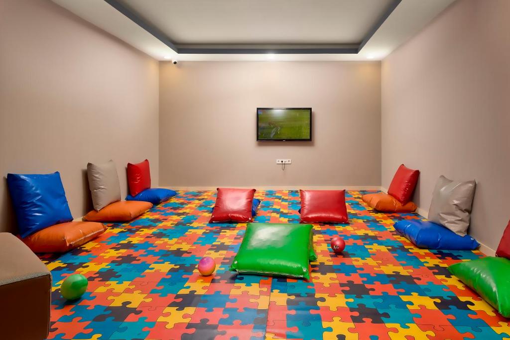Seaden Sea Planet Resort & Spa — Kizilot