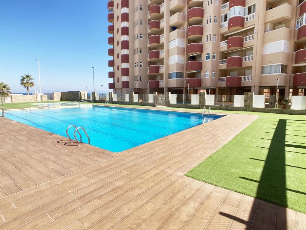 Spanish Connection - Las Palmeras, La Manga del Mar Menor