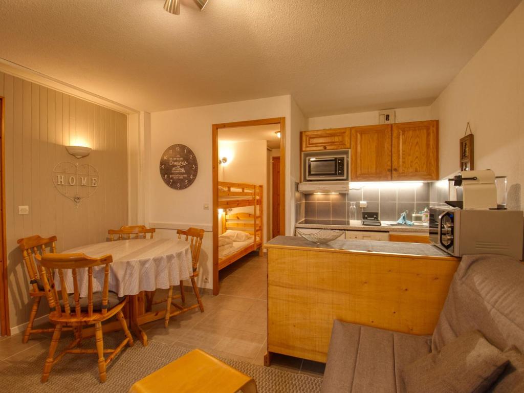 Appartement rénové proche lac et navette, 4 pers, non-fumeur, sans internet - 1
