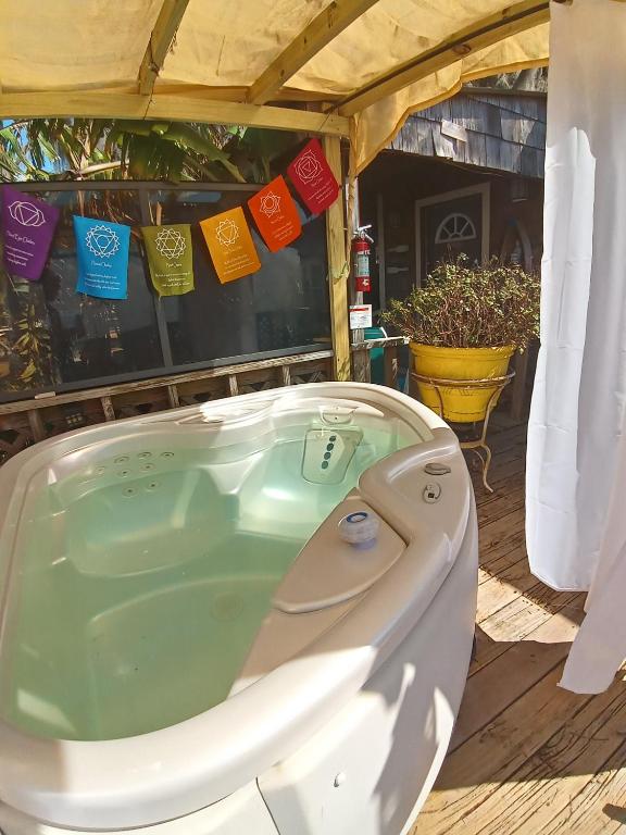 The Lodge at Runaway Bay 전경