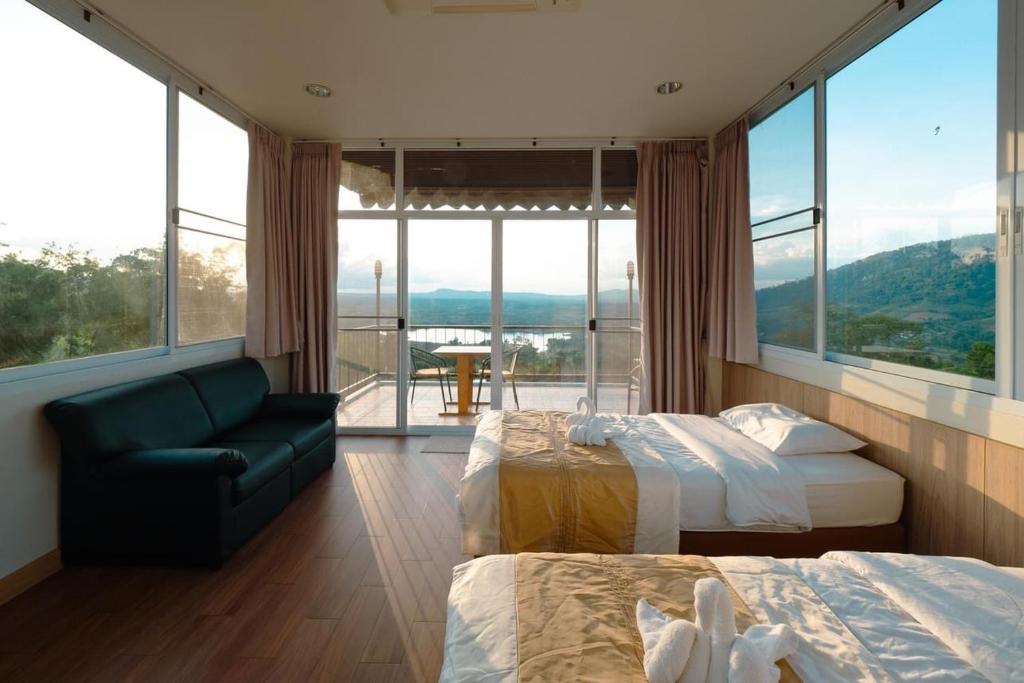 The private 2 @ khao kho 전경