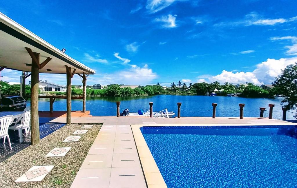Waterfront Sunset Apartment Nadi, Nadi