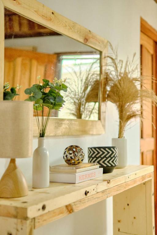 Pallet Homes Ledesco Hotel (Iloilo) Deals, Photos & Reviews