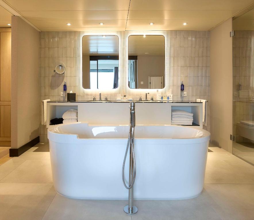 Zürich Radisson Blu Hotel, Zurich Airport Additional