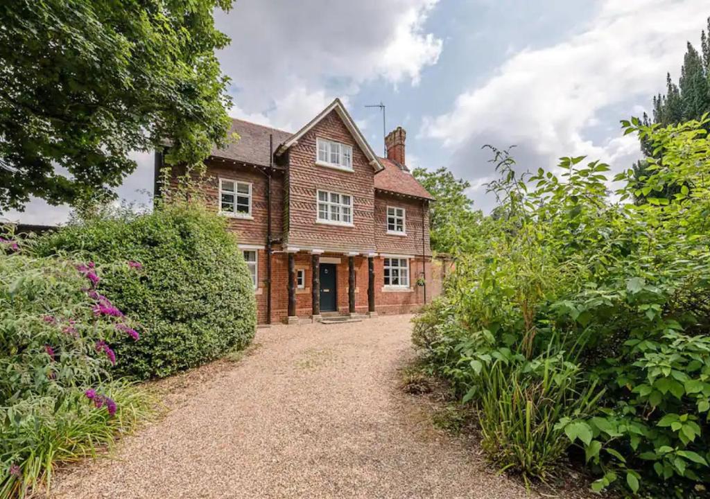 Gardeners Cottage - Nowton Park, Rushbrooke
