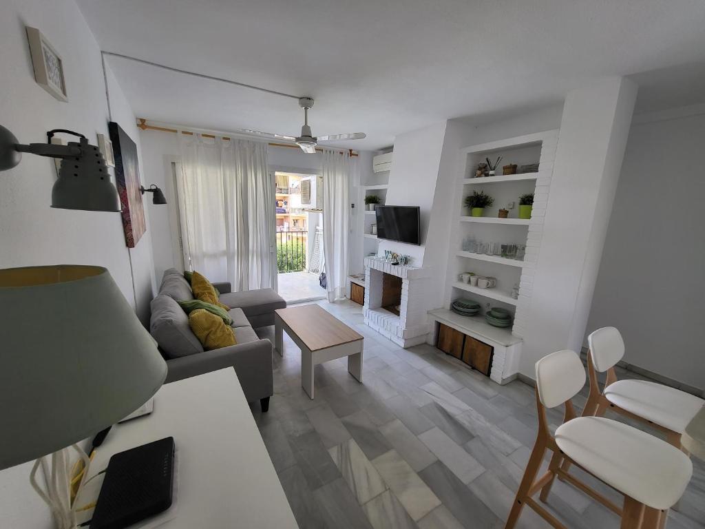 Apt Erisa en Torremolinos dos min de la playa, Puerto Marina - 1
