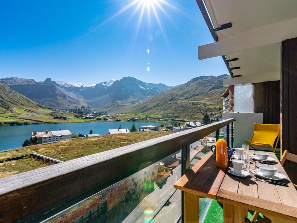 Apartment Le Shamrock - Le Lac-6 by Interhome, Tignes