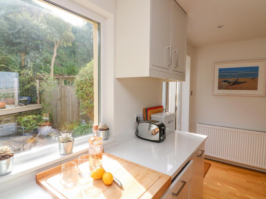 3 Bonaventure Close, Salcombe photo 6
