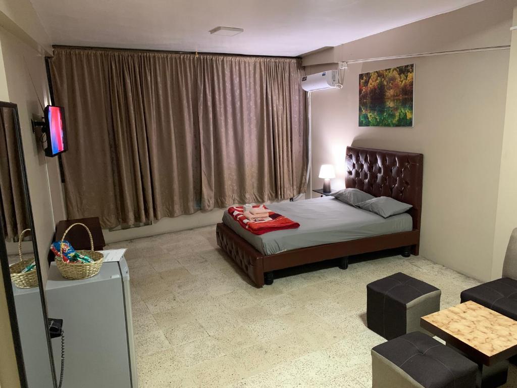 Hostal Plaza Victoria