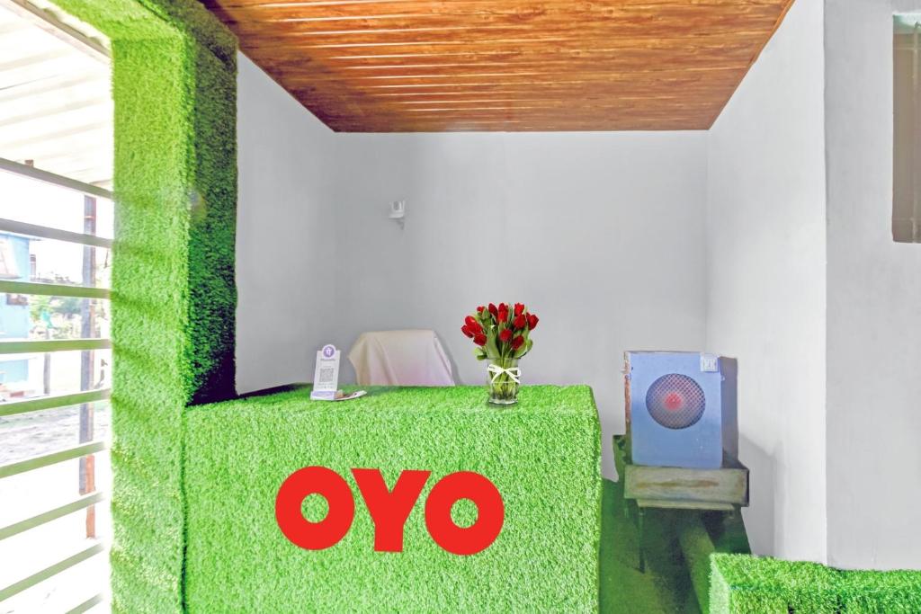 OYO Flagship 90889 Green Guest House