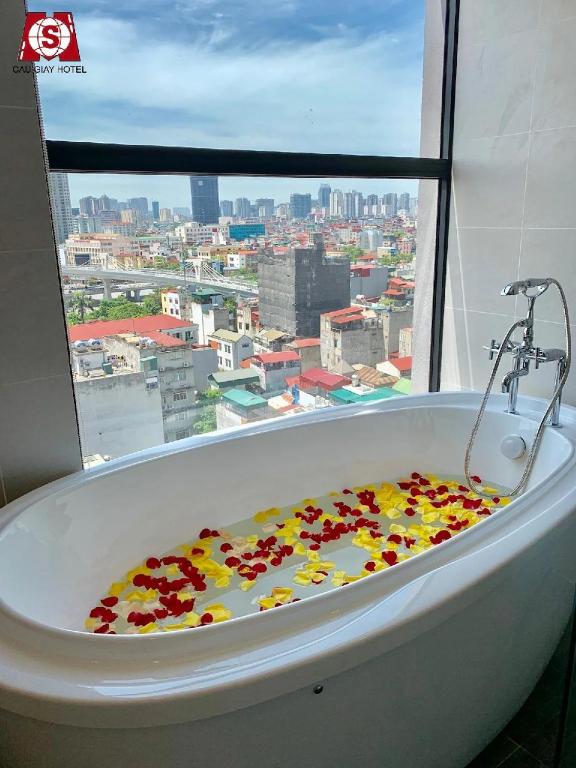 Cầu Giấy Hotel HN – by BAY LUXURY