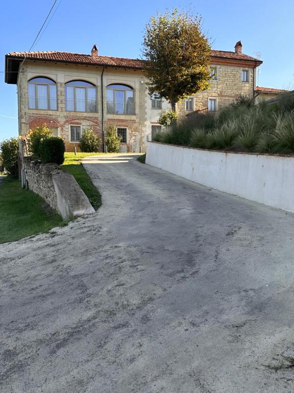 Cortile Costanzana