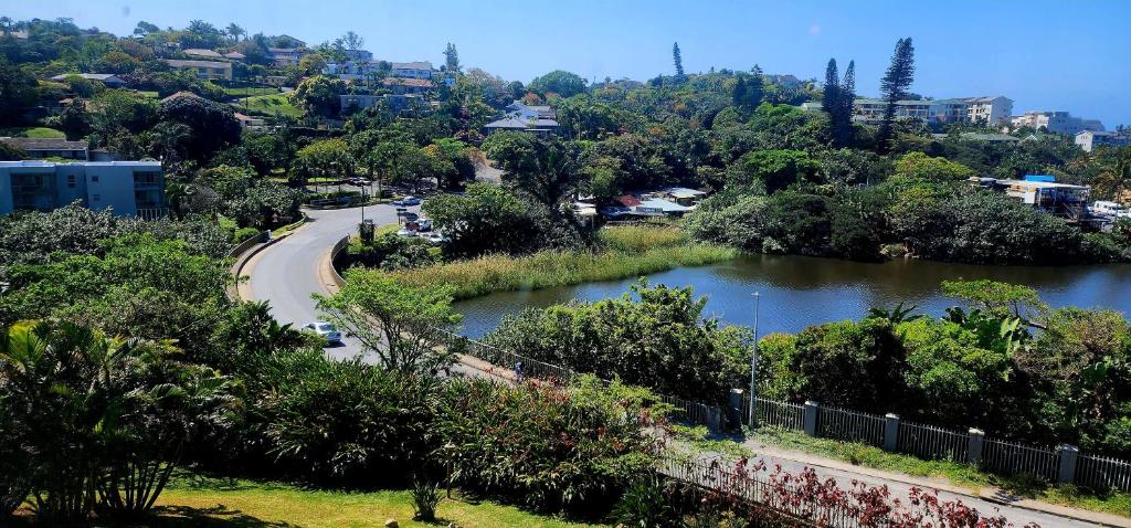 Claridge Heights 305 – Sleeps 5 - Accross from Ramsgate’s main Blue Flag swimming beach, Margate