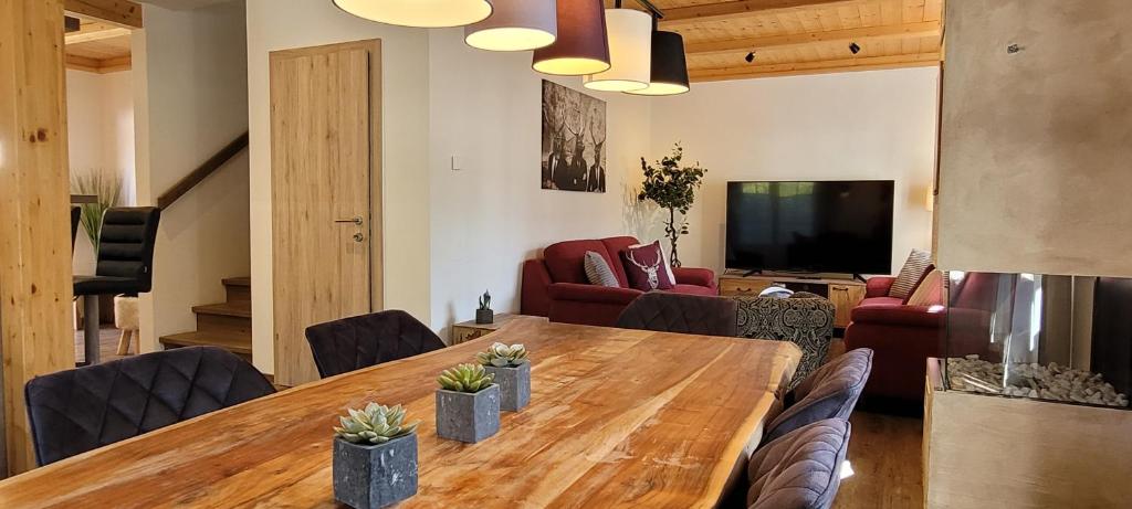 Hochalmbahnen Chalets 1-01, Alpenglocke, nahe Gondel, Hunde willkommen - 3