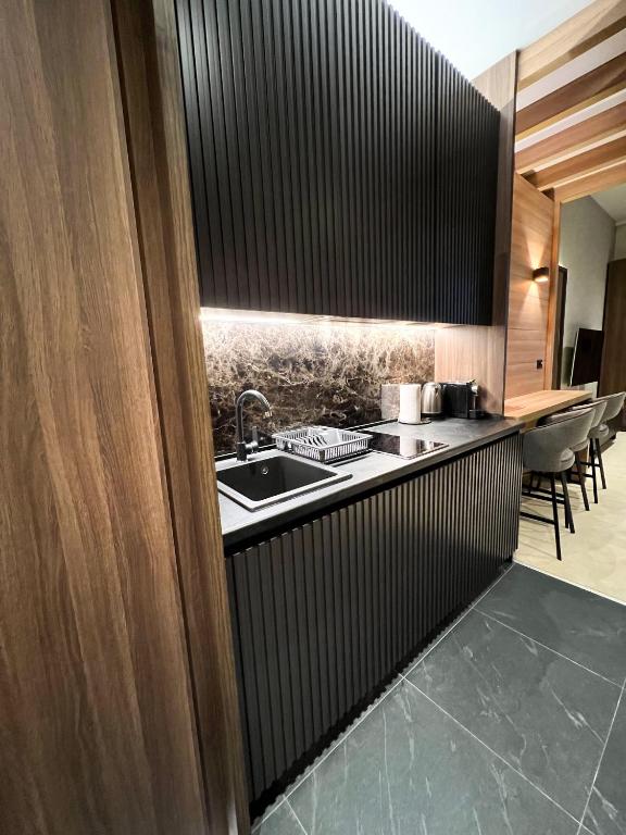 Woodside 007, Kopaonik