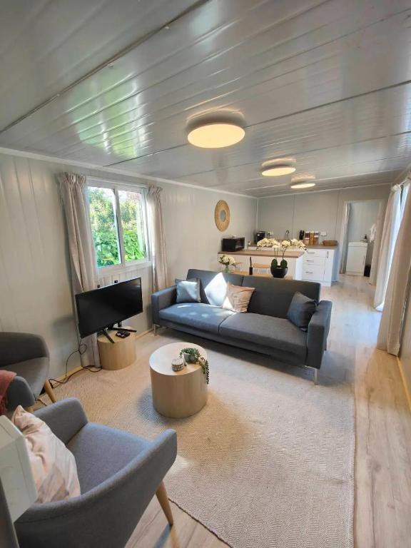 Beautiful 30m2 tiny home!, Christchurch