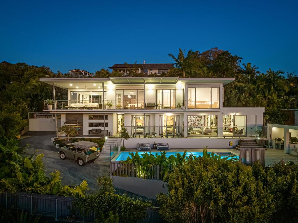 Sanctuary Spaces - Sundowner, Byron Bay