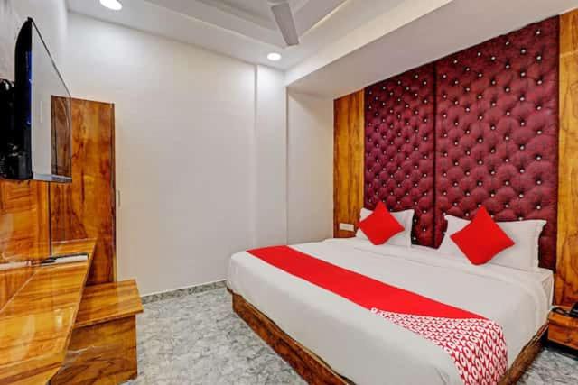 HOTEL GK VILLA, Ahmedabad