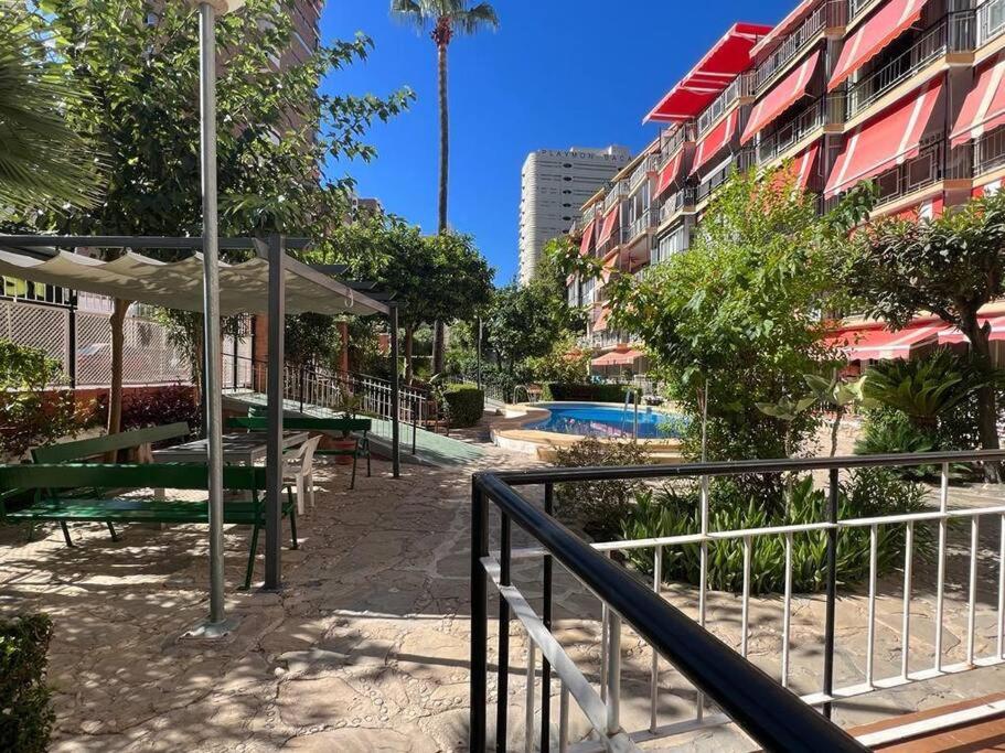 2ª línea playa · Terraza enorme · Piscina y garaje - 5