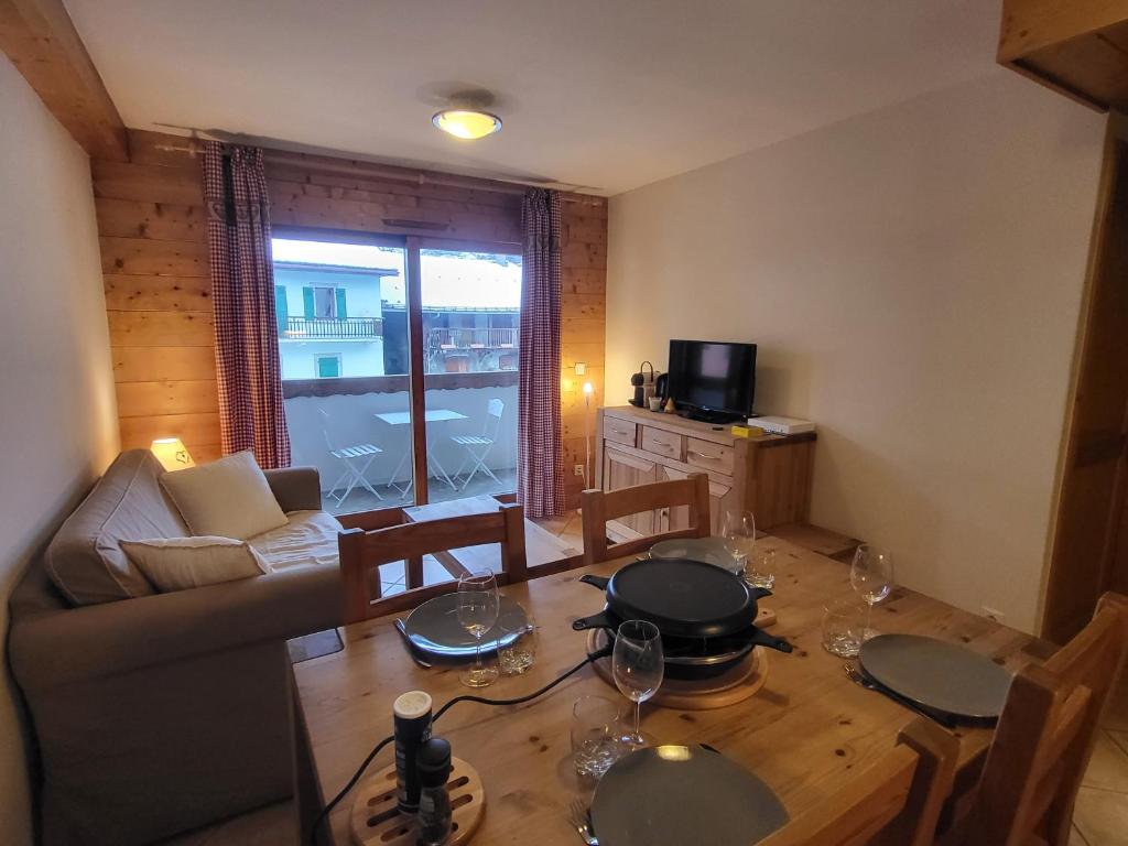 Ecrins A4, 1 bedroom apartment with bunk room, central Samoëns - 2