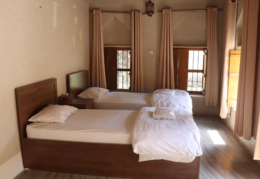 Misfah Old House