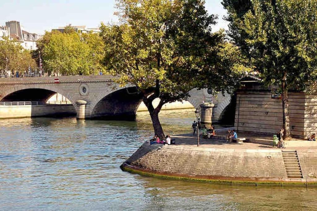 Chez Gustave: CLIM Calm,Saint Paul Marais, 2Guests - 3