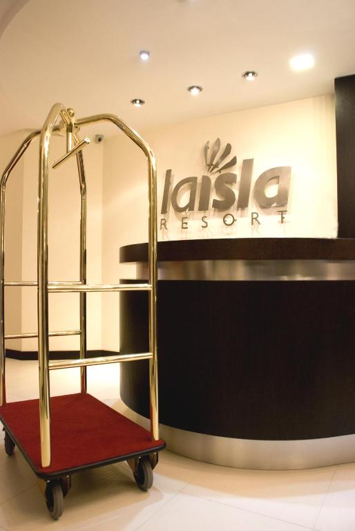 La Isla Resort photo