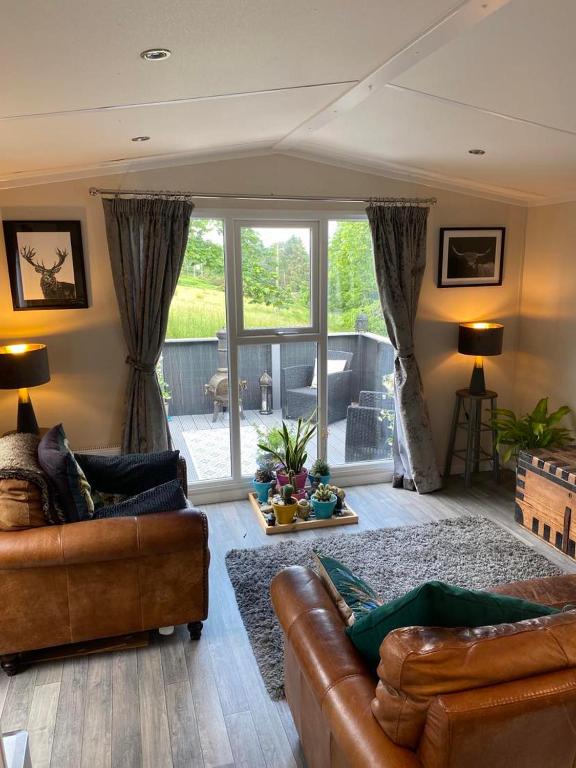 Lovely new caravan by Loch Long, Cove