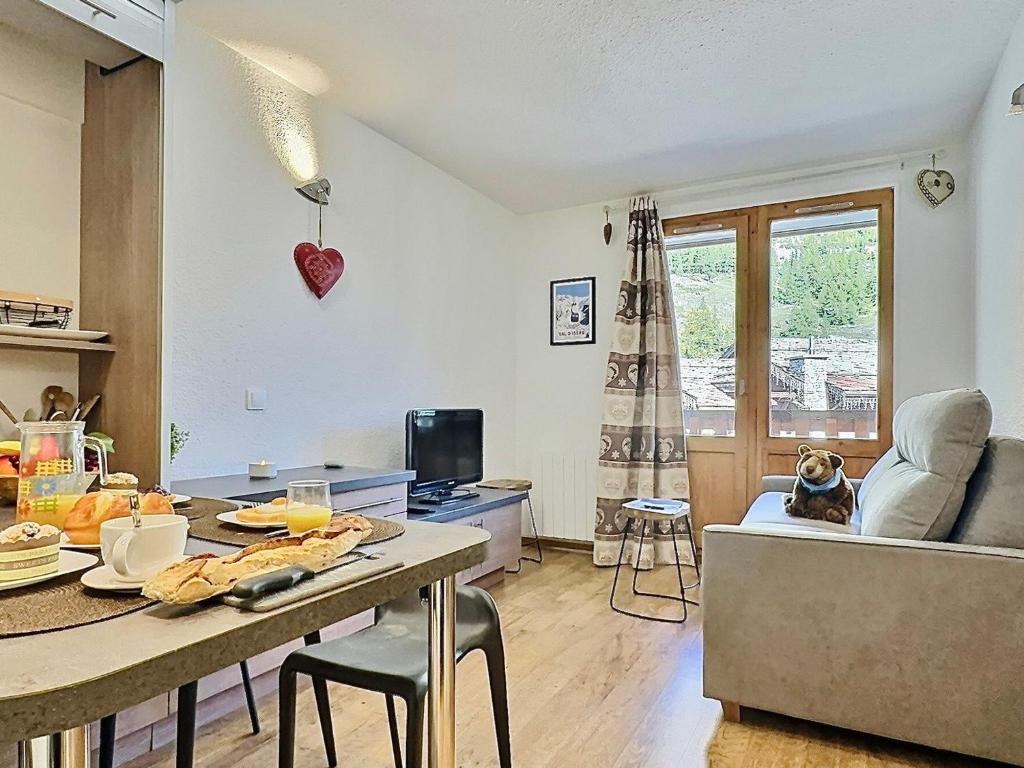 Studio cabine rénové Val d'Isère, 4 pers, proche centre et pistes, avec balcon et WIFI - FR-1-411-690 - 1