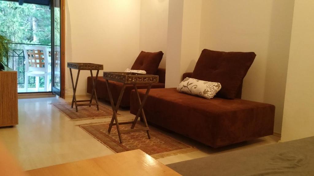 Apartman hegyekre néző kilátással