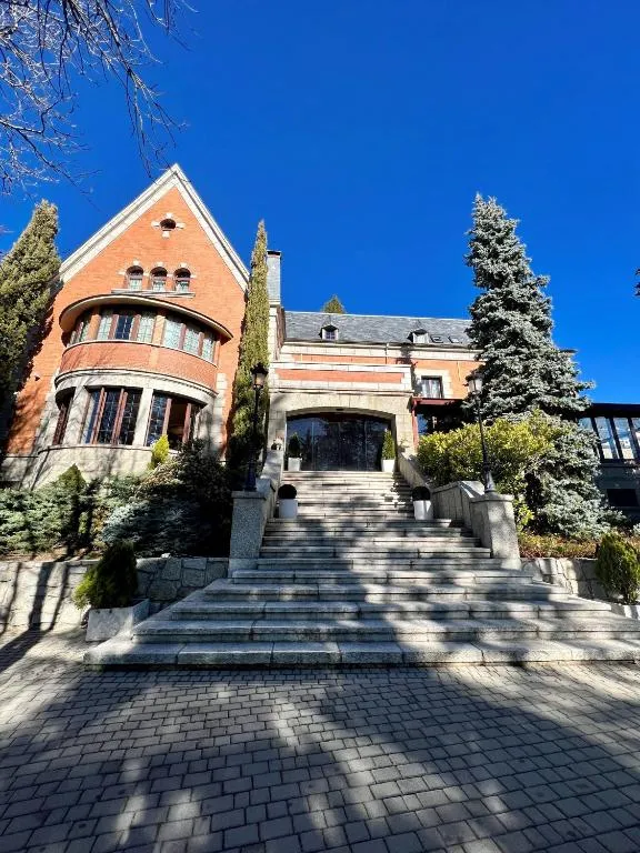 Palacio de Miraflores，位于米拉弗洛迪拉希的酒店