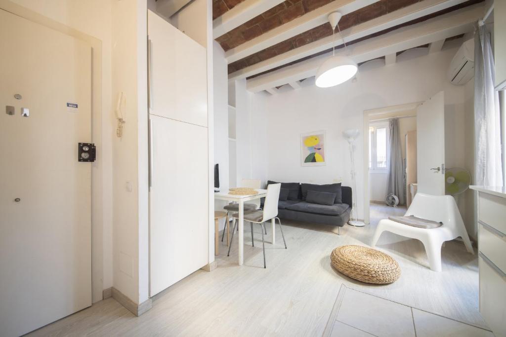 Catalunya Casas Lovely apartment central Barcelona 100m to beach! - 5
