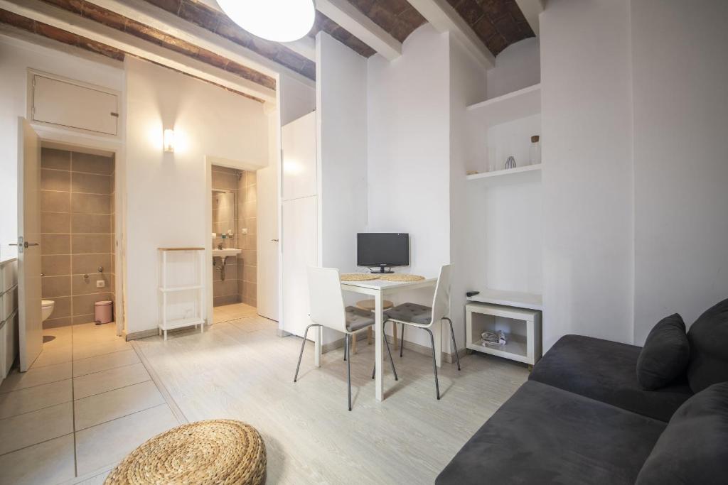 Catalunya Casas Lovely apartment central Barcelona 100m to beach! - 4