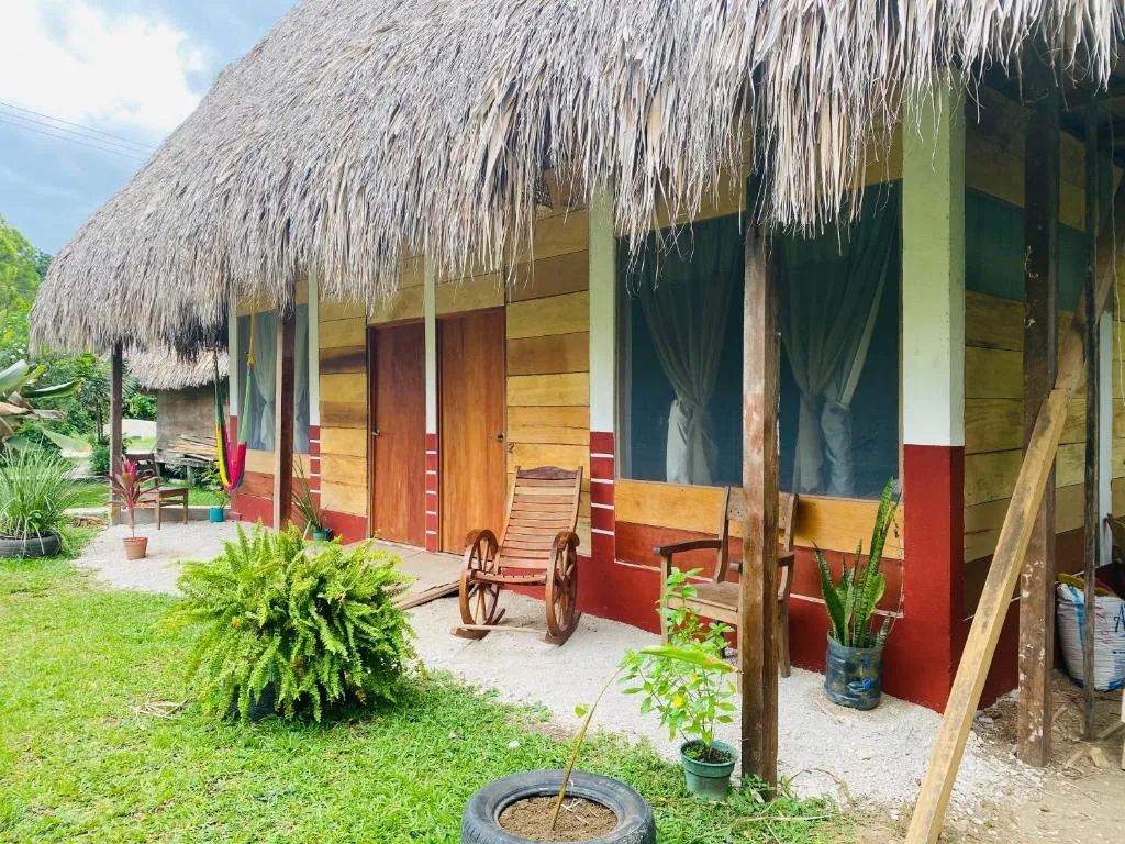 Topche, Centro Ecoturístico, hotel in Lacanjá
