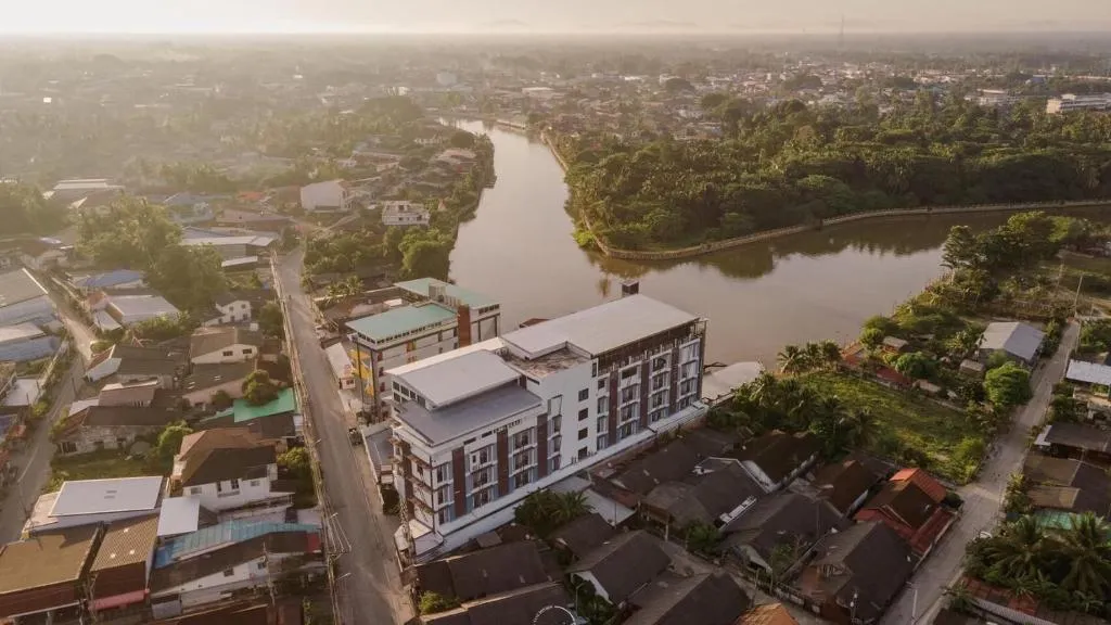 River Hotel Pattani, hotel in Pattani