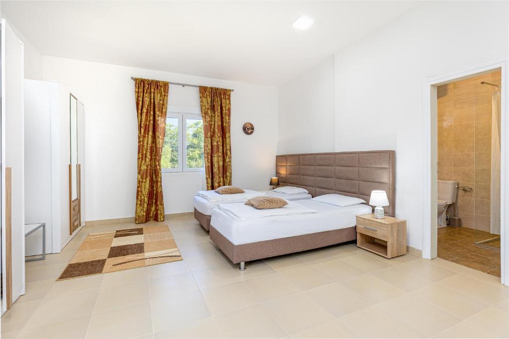 Apartments Lustica - 5