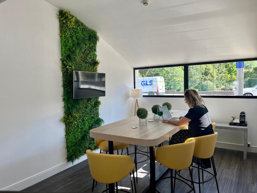 共用ラウンジ/TVエリア