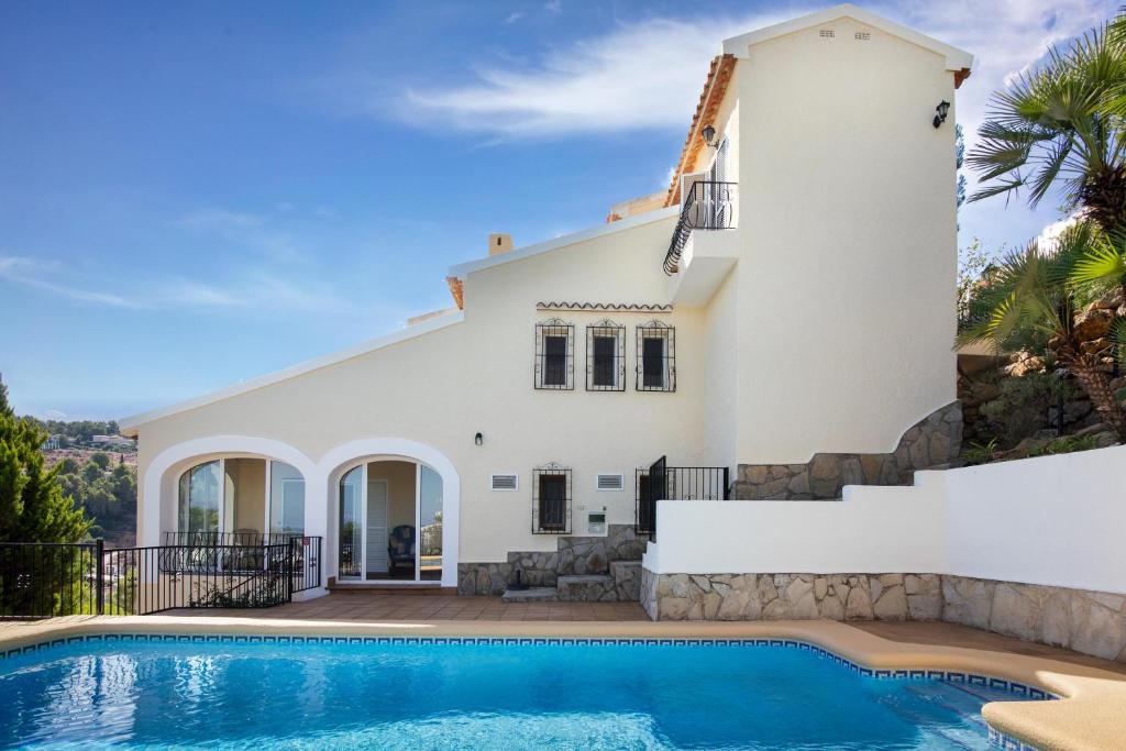 Villa Arriba - 2