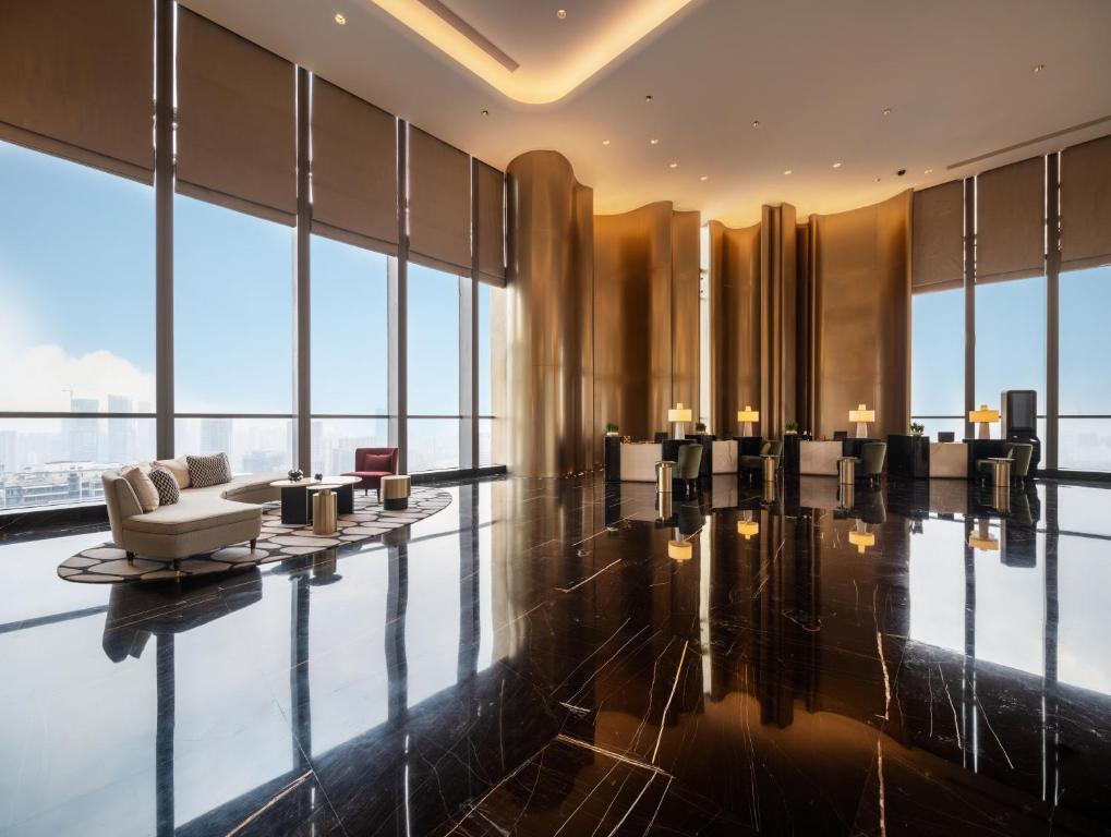 フロント・ロビー