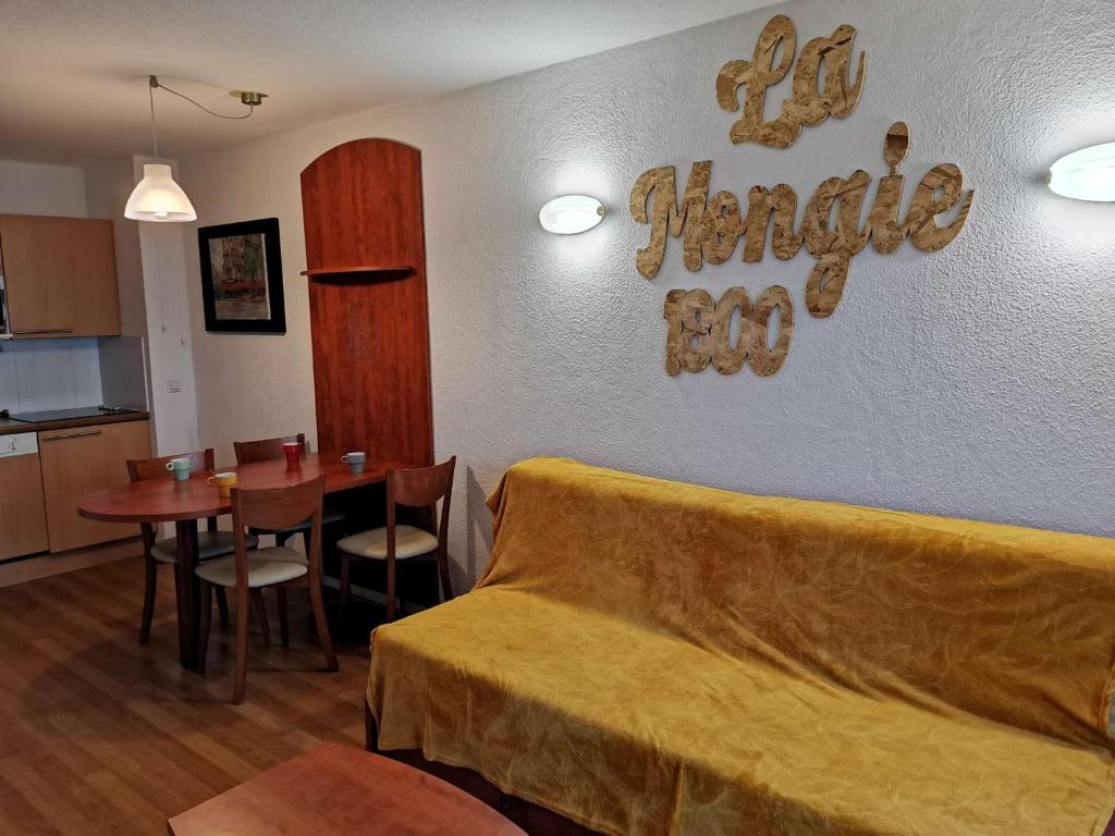 Charmant T2 à La Mongie - Terrasse, Piscine Couverte, Salle de Fitness, Proche Pistes - FR-1-404-270, La Mongie