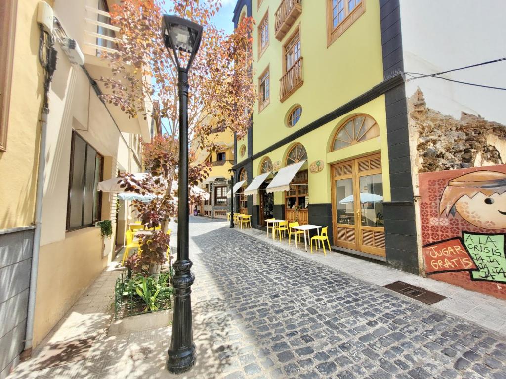 Miranda Penthouse AD with FREE PARKING - 2