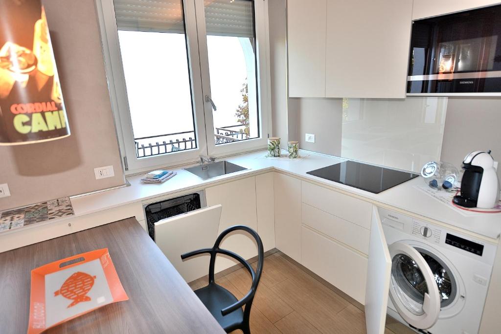 Leonardo Walsh Apartment With Lake View - 3