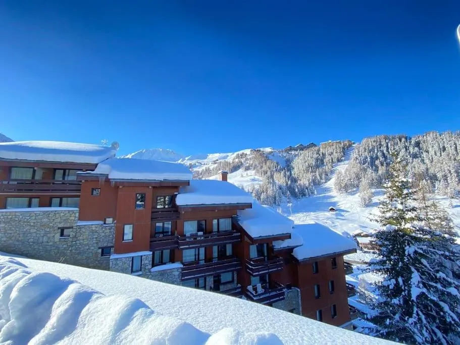 Résidence le DORONIC Duplex 8 pers La Plagne 1800，位于拉普拉涅1800的酒店