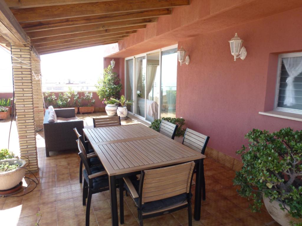 Espectacular terraza y vistas en 1a línea de playa - 5
